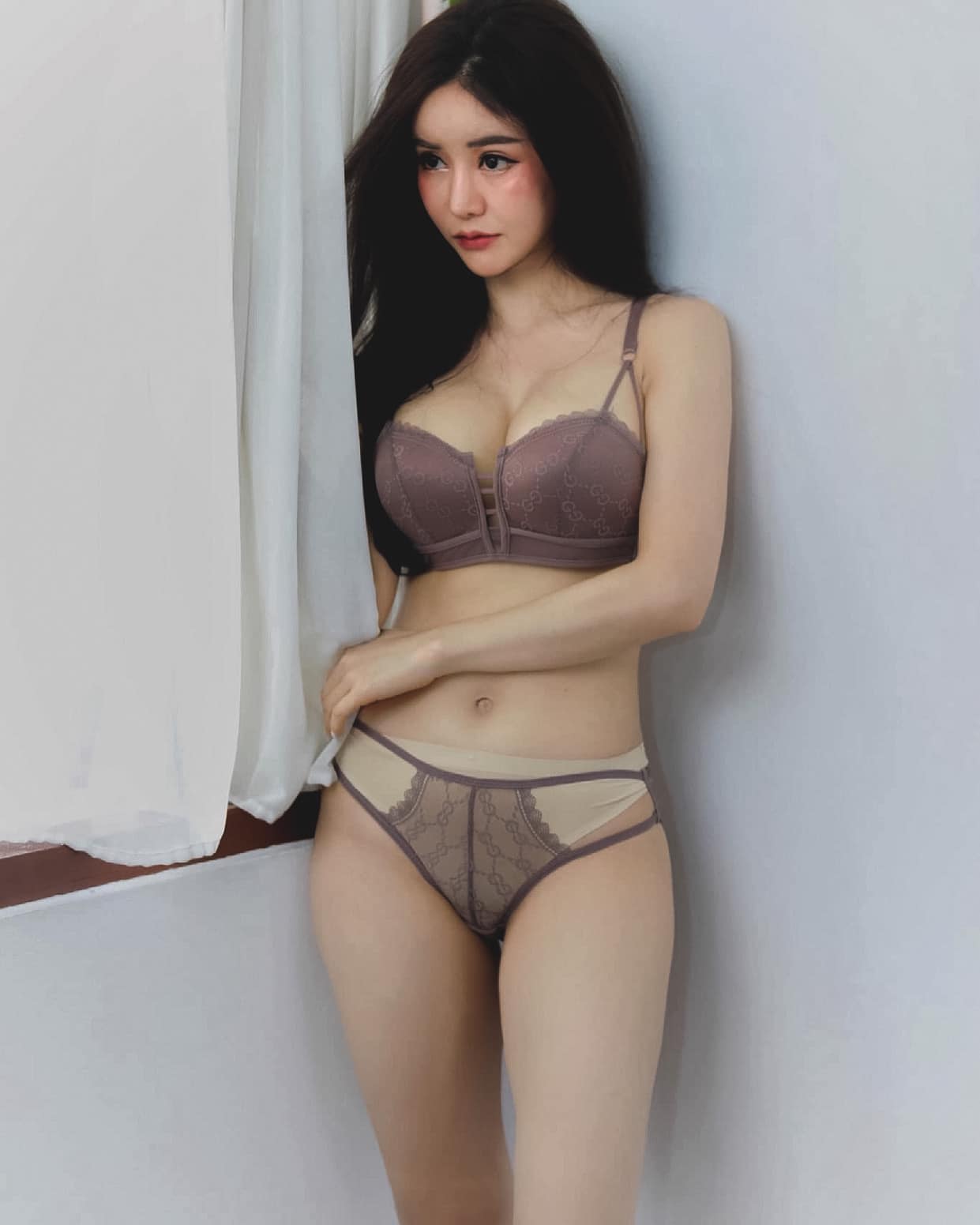 ครูบลู นางแบบพริตตตี้สาวสวย ตัว top อวดหุ่นสวย นมตูม ในชุด bikini เต็มๆตา 79