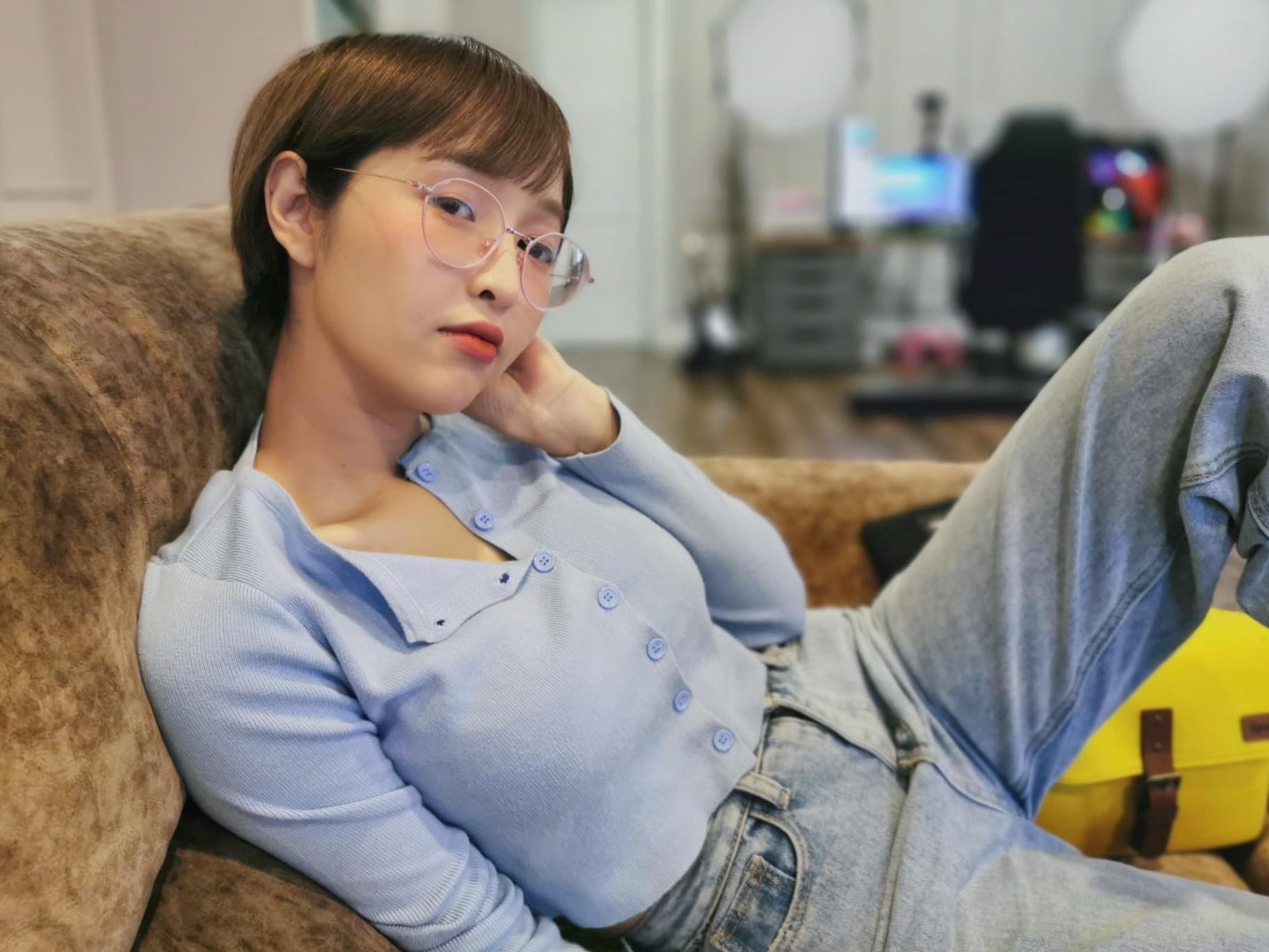 กวาง อาริศา deerlong 2 ไมค์ สาวแว่น งานเด็ด จนทั้งประเทศต้องติดตาม 1
