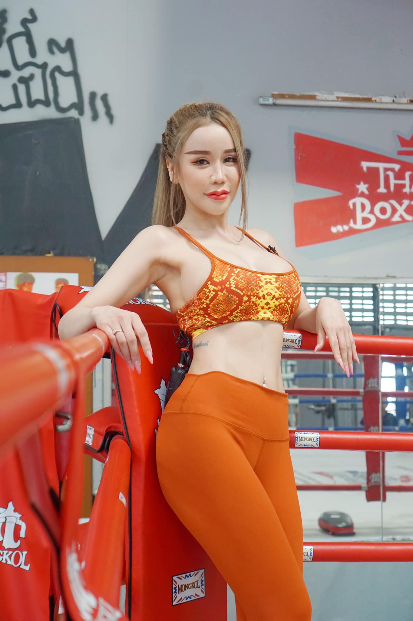 อามมี่ แม็กซิม นางแบบสาว ดีกรี maxim 2014 นมโต ขาวใหญ่ จนล้นเสื้อ 46