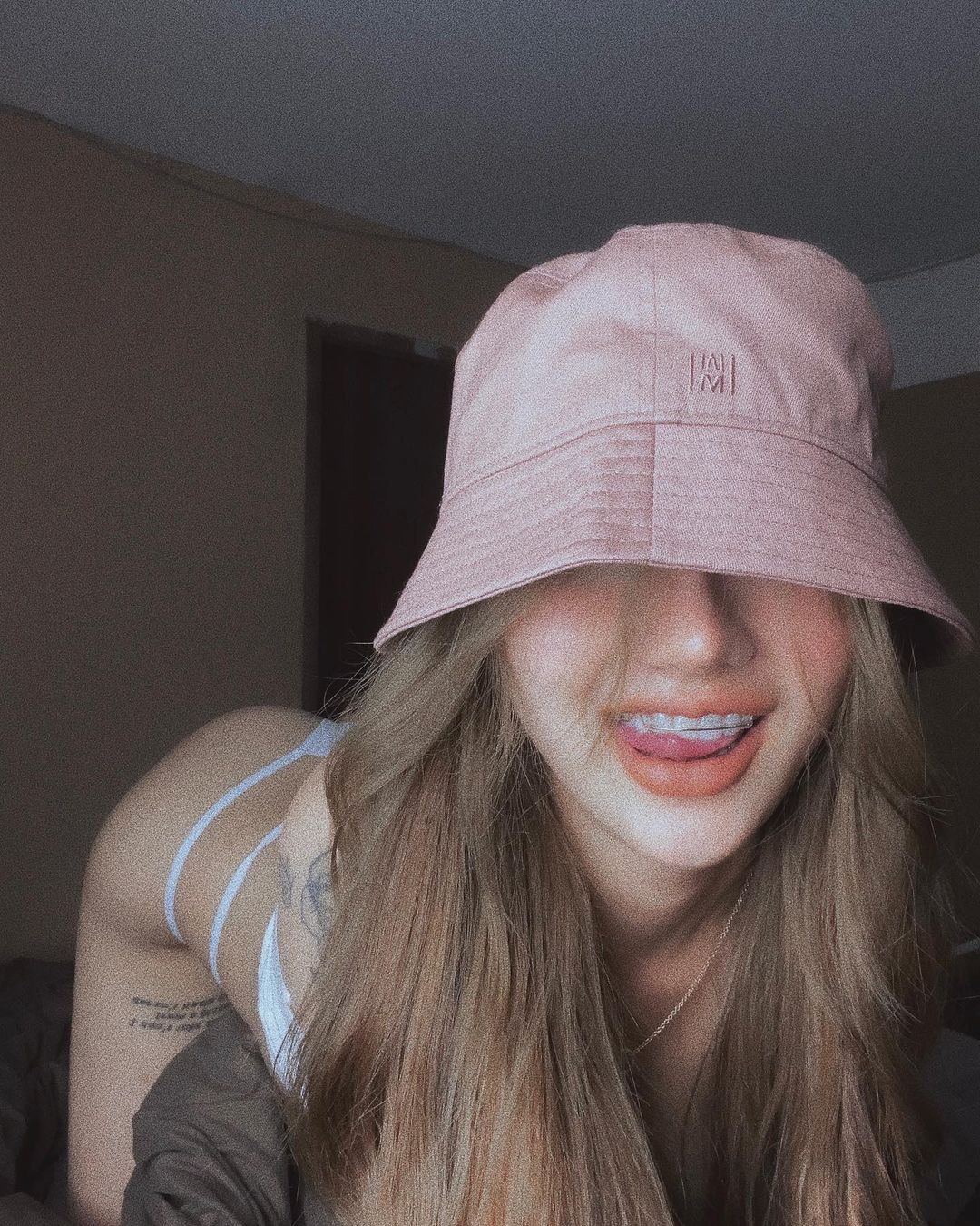 Kanya Bunloed เน็ตไอดอลสาว 18+ นมใหญ่ขาวเนียน ขวัญใจ onlyfans 17
