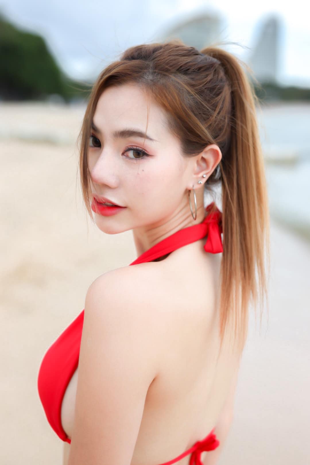 น้องฟักแฟง ก็มาดิครับ พริตติ้ สาวสวย หุ่นเซ็กซี่ ดีกรี Miss Tourism World 40