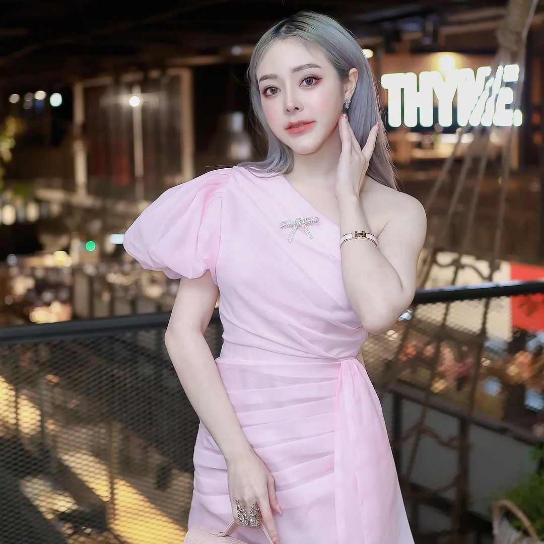 กัสจัง จีร่าร์ เน็ตไอดอล สาวสวย ดีกรีนักแสดงระดับฮอลลีวูด สุดฮอต 49
