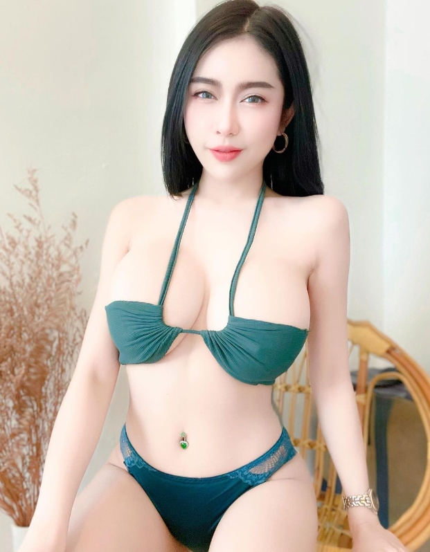 ส่องวาร์ป ลูกหมี ชลลดา พริตตี้สาวสวย ทรวดทรง สุดแซ่บ สักลายสุดแจ่ม 51