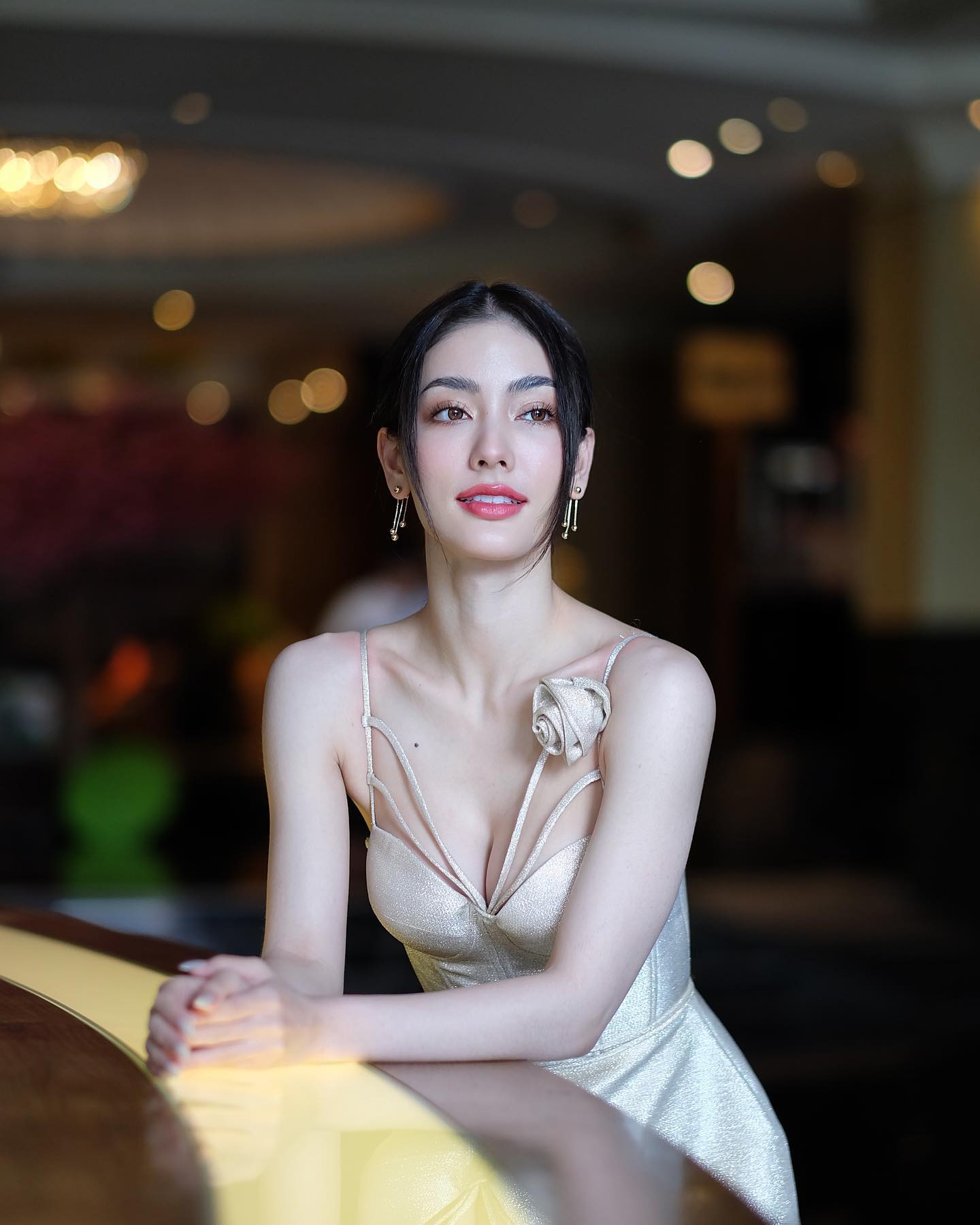 มีนา ริณา สวยมุมไหนก็เริ่ด