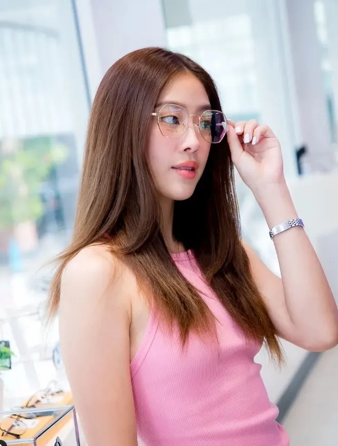 เปิดวาร์ โกรัน สาวสวยหมวย อารมณ์ดี ดีกรี เลขาฝึกงาน หนุ่มนิกกี้ ณฉัตร 8