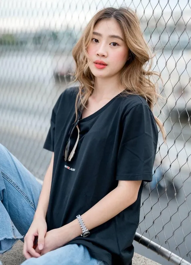 เปิดวาร์ โกรัน สาวสวยหมวย อารมณ์ดี ดีกรี เลขาฝึกงาน หนุ่มนิกกี้ ณฉัตร 15