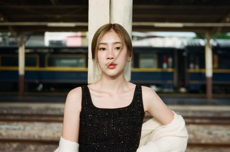 เปิดวาร์ โกรัน สาวสวยหมวย อารมณ์ดี ดีกรี เลขาฝึกงาน หนุ่มนิกกี้ ณฉัตร 3