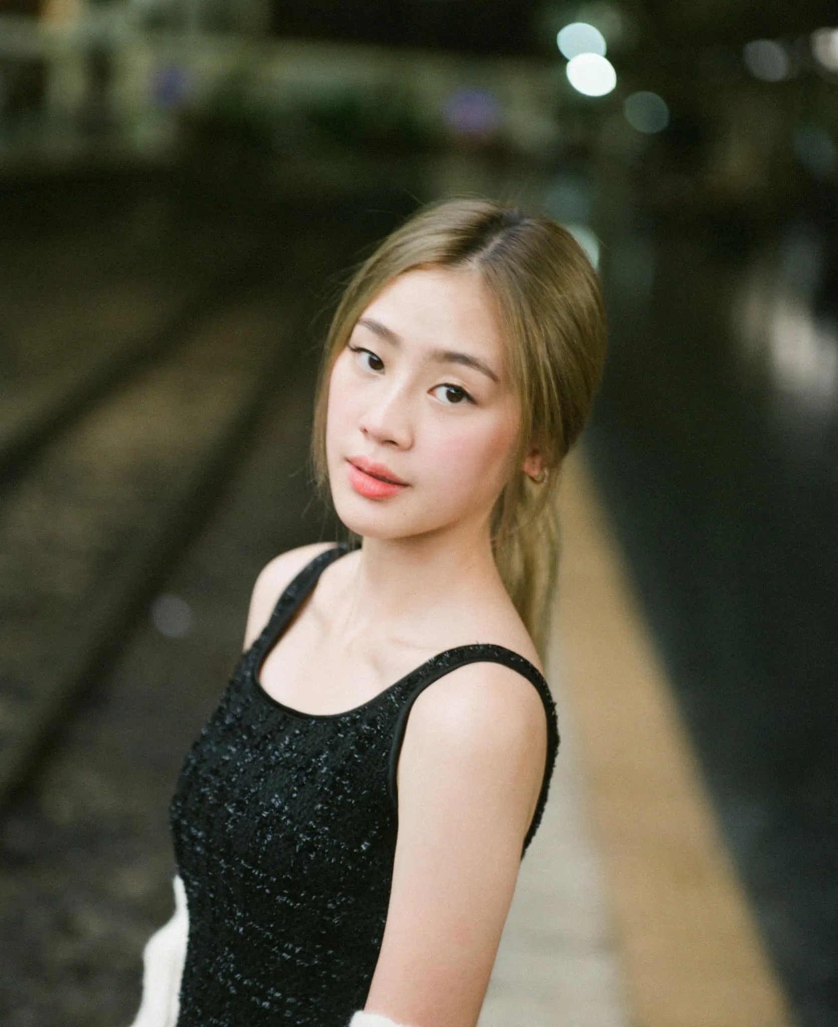 เปิดวาร์ โกรัน สาวสวยหมวย อารมณ์ดี ดีกรี เลขาฝึกงาน หนุ่มนิกกี้ ณฉัตร 4