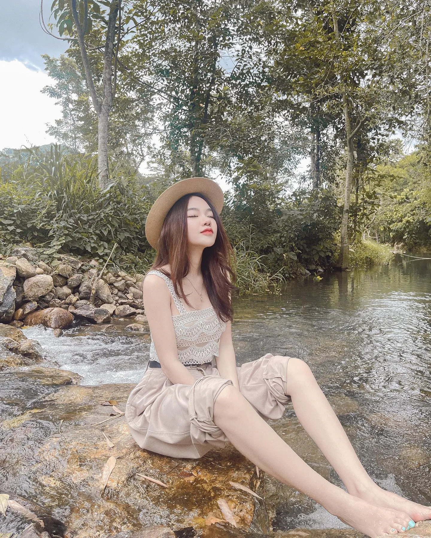 มายด์ ชนิกานต์ ดีกรีนางเอก MV หุ่นเซ็กซี่ งานดี ความสามารถเป๊ะเว่อร์ 31