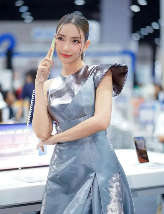พั้น แพรวพัชร์ชา สาวไทอิน ก็มาดิคร้าบ สวย เก่ง รอบด้าน สเปค หนุ่มๆ 6