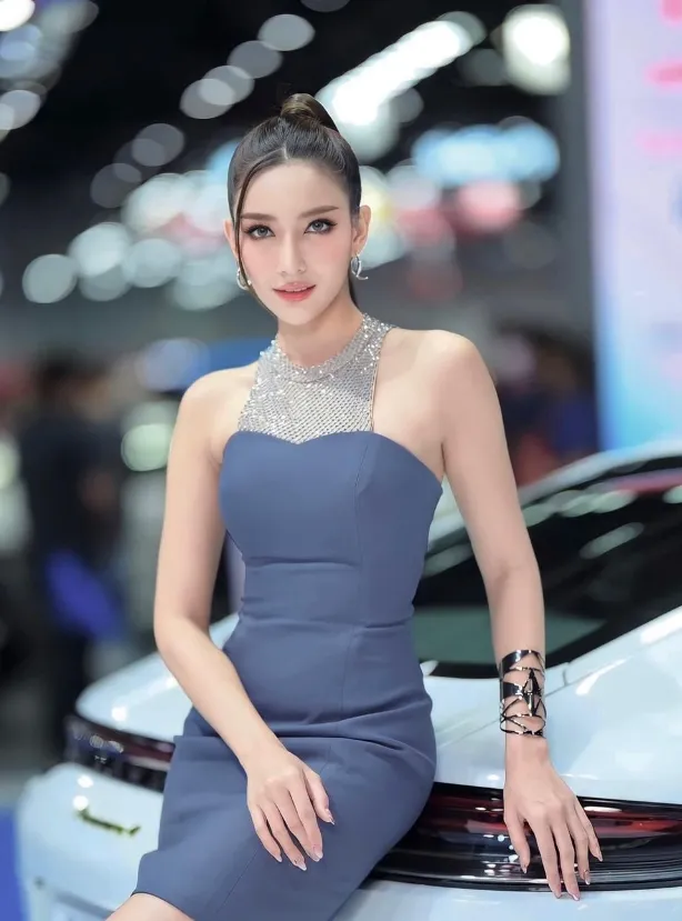 พั้น แพรวพัชร์ชา สาวไทอิน ก็มาดิคร้าบ สวย เก่ง รอบด้าน สเปค หนุ่มๆ 12