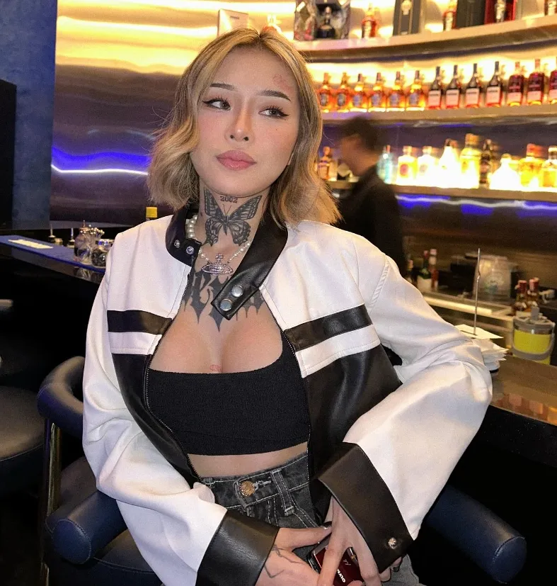 น้องยาหยี yayee สาวน้อยมากรอยสัก อกตู้มๆ เซตรูป สุดเซ็กซี่ สาย 18+ 16