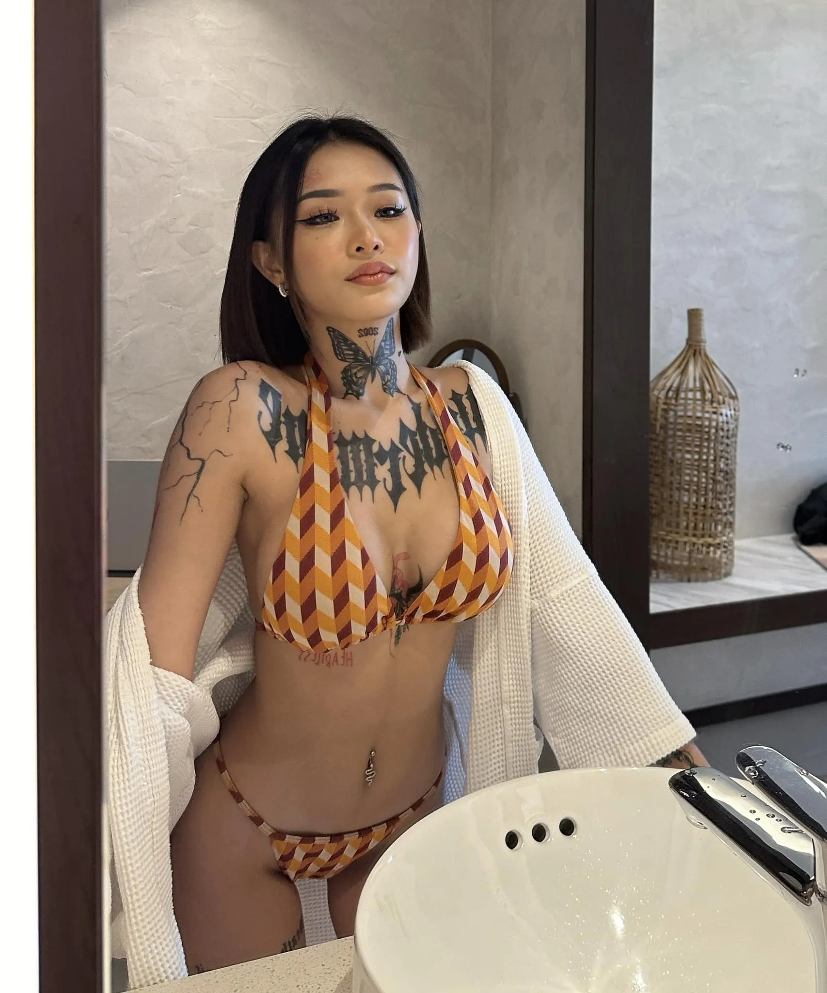น้องยาหยี yayee สาวน้อยมากรอยสัก อกตู้มๆ เซตรูป สุดเซ็กซี่ สาย 18+ 8
