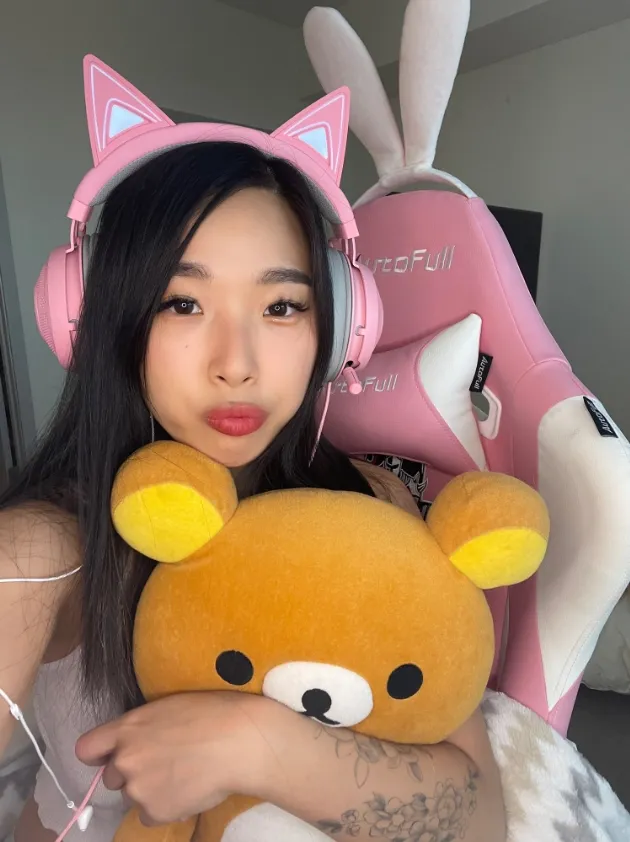 Elle Lee เน็ตไอดอล นางแบบ สาวเกาหลี หุ่นเซ็กซี่ ดาว Onlyfans 18+ 6