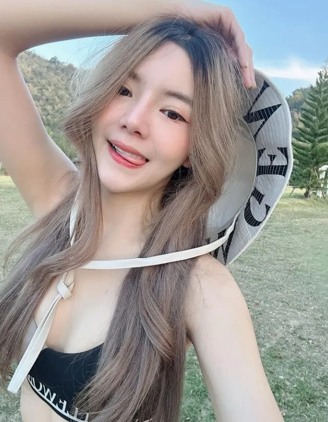 น้องหมี่หยก Mee Yok เงียบแต่เด็ด เผ็ดจนเสียว เปรี้ยวจนต้องหลง! 18
