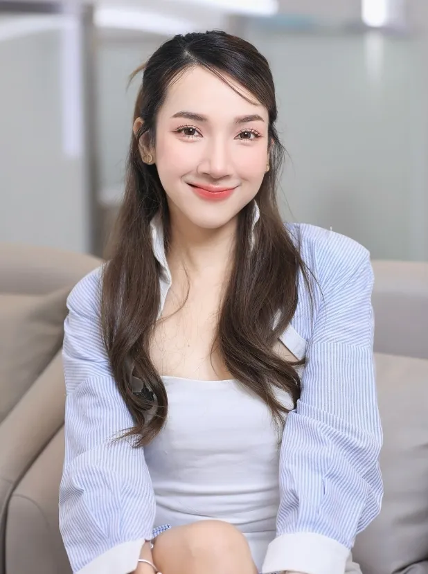 ตุ๊ดตู่ โหนกระแส ครีเอเตอร์ สาวสวย หุ่นเซ็กซี่ พร้อมรอยยิ้ม ขยี้ใจหนุ่มๆ 19