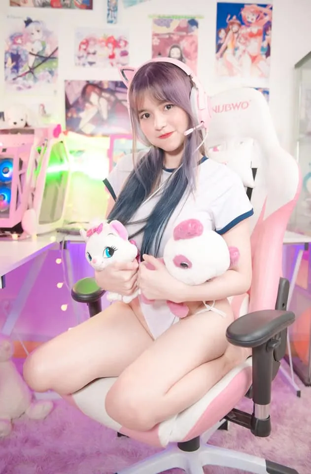 น้องเมจิก Pimnalin เน็ตไอดอล Onlyfans ลีลาร้อนแรง เกินต้าน 18+ 7