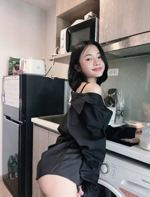 Beebell เน็ตไอดอล สาวสวย หุ่นเซ็กซี่ เร่าร้อน ทุกแพลตฟอร์ม เกินต้าน 30