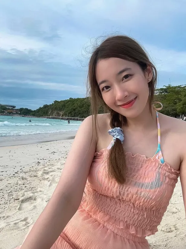 ปุยเมฆ นภสร หมอสวย งานดี ดีกรีนักแสดง มากฝีมือ โปรไฟล์ไม่ธรรมดา 17